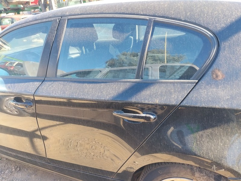 Recambio de puerta trasera izquierda para bmw 1 (e87) 120 d referencia OEM IAM   