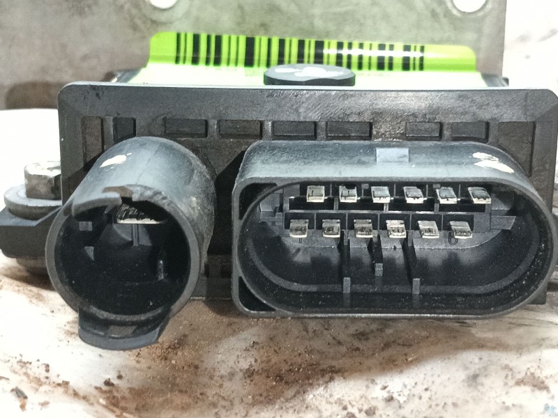 Recambio de caja precalentamiento para bmw x3 (e83) 2.0 d referencia OEM IAM 12217801200  