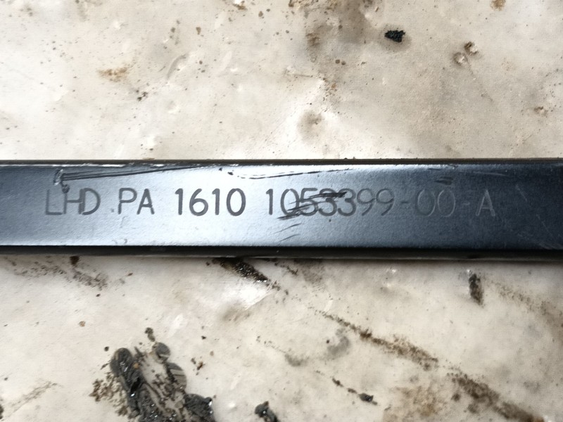 Recambio de brazo limpia delantero derecho para tesla model s (5yjs) referencia OEM IAM 154674100B 105339900A 