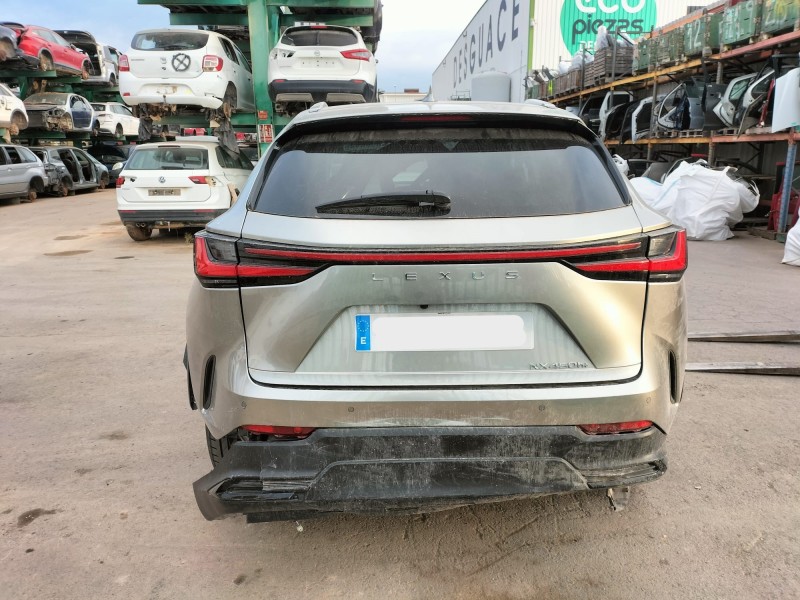lexus nx ii (_a2_, _h2_) del año 2023