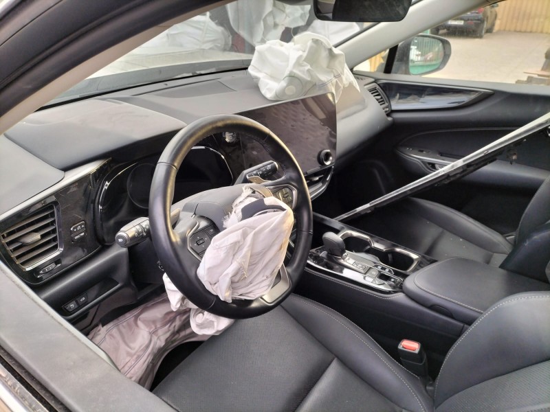 lexus nx ii (_a2_, _h2_) del año 2023