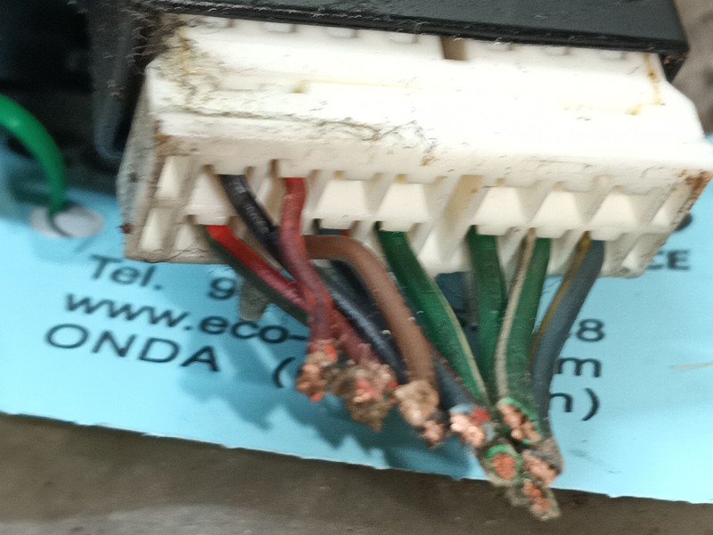 Recambio de mando limpia para ssangyong rodius i 2.7 xdi referencia OEM IAM   