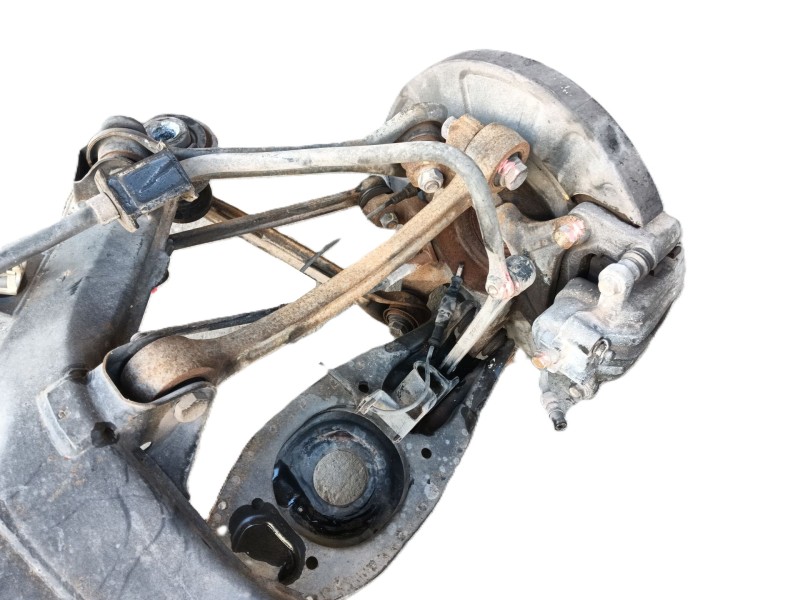 Recambio de puente trasero para ssangyong rodius i 2.7 xdi referencia OEM IAM 1513500008  