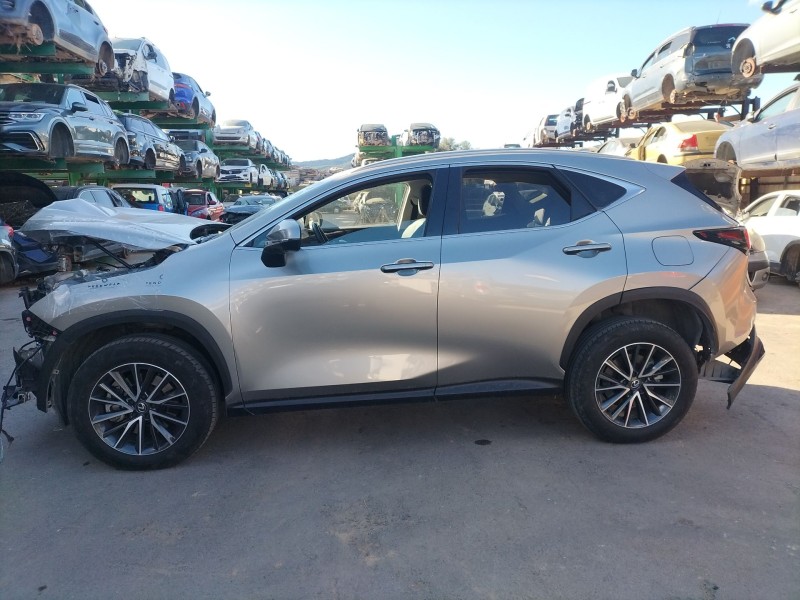 lexus nx ii (_a2_, _h2_) del año 2023