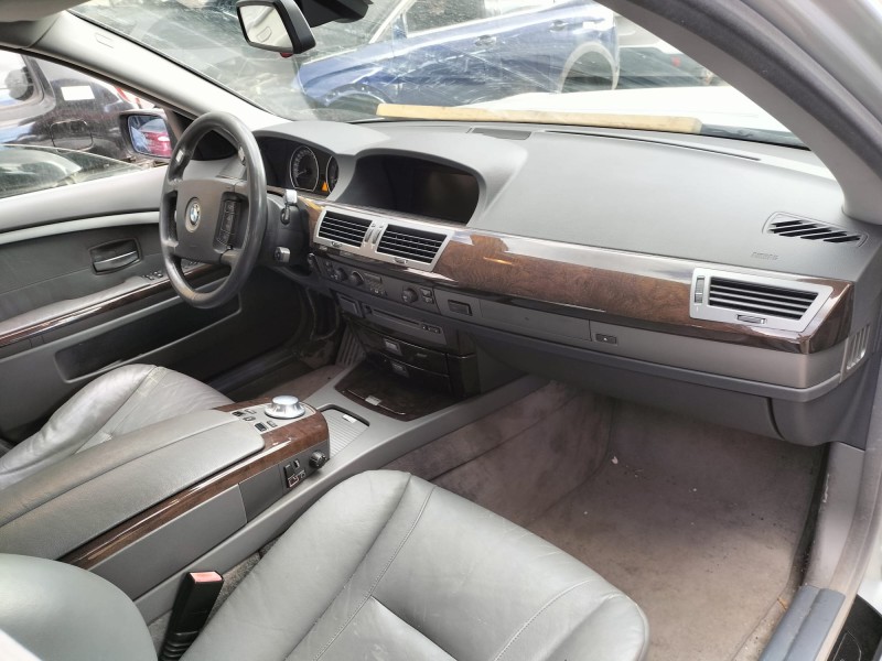 bmw 7 (e65, e66, e67) del año 2004