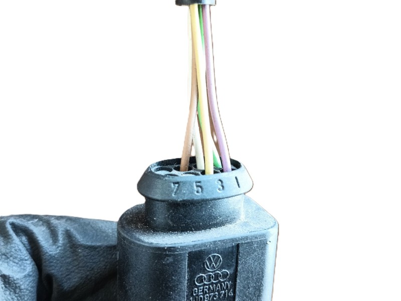 Recambio de retrovisor izquierdo para seat leon (1p1) 1.9 tdi referencia OEM IAM   