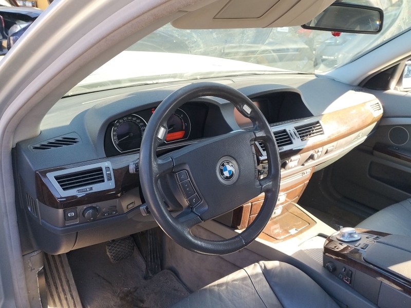 bmw 7 (e65, e66, e67) del año 2004