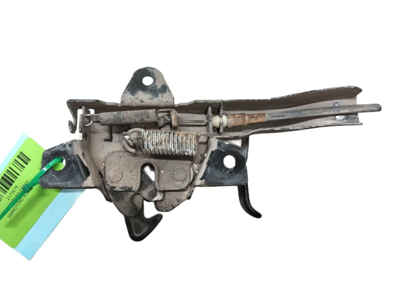 Recambio de cerradura capot para ssangyong rodius i 2.7 xdi referencia OEM IAM 7111021001  