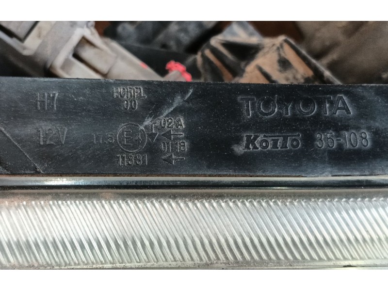 Recambio de faro derecho para toyota avensis station wagon (_t25_) 2.2 d-4d (adt251_) referencia OEM IAM   