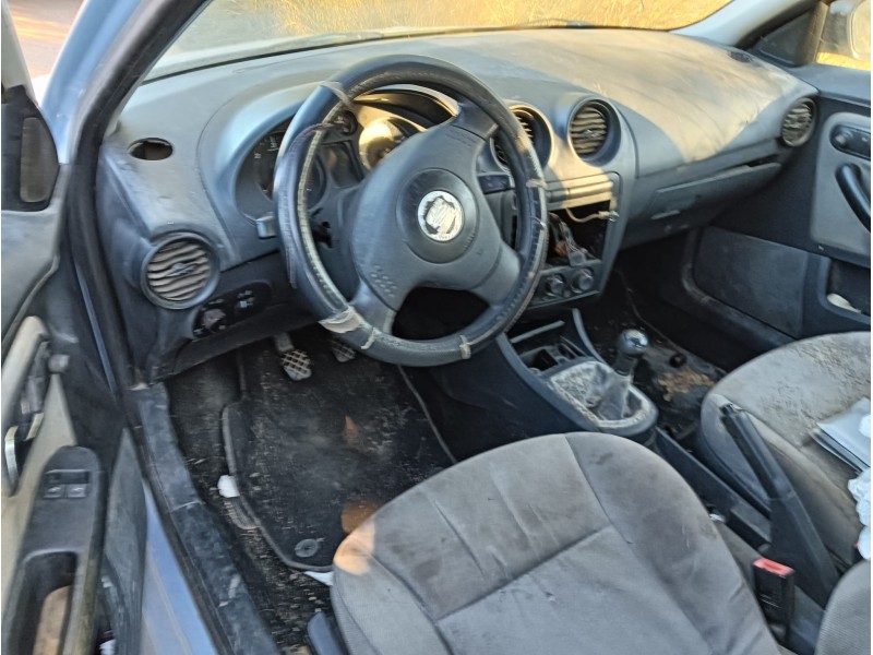 seat ibiza iii (6l1) del año 2003
