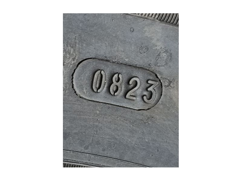 Recambio de neumatico para » otros... modelos referencia OEM IAM   