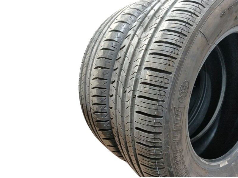 Recambio de neumatico para » otros... modelos referencia OEM IAM 215/65 R15 96H MICHELIIN 2