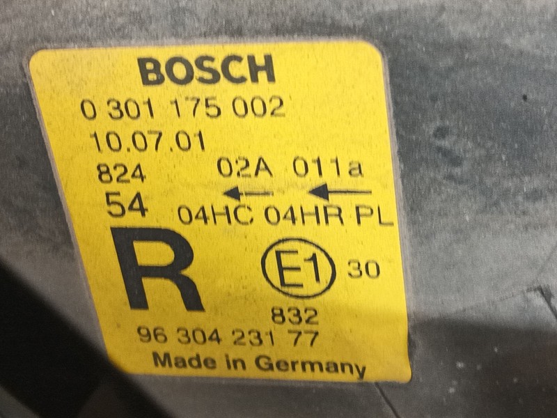 Recambio de faro derecho para peugeot 406 (8b) 2.0 hdi 90 referencia OEM IAM 6205V2  