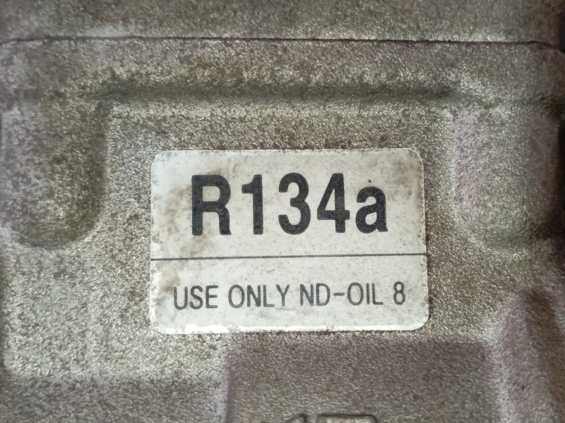 Recambio de compresor aire acondicionado para ssangyong rodius i 2.7 xdi referencia OEM IAM 6652300211 6J2620227 