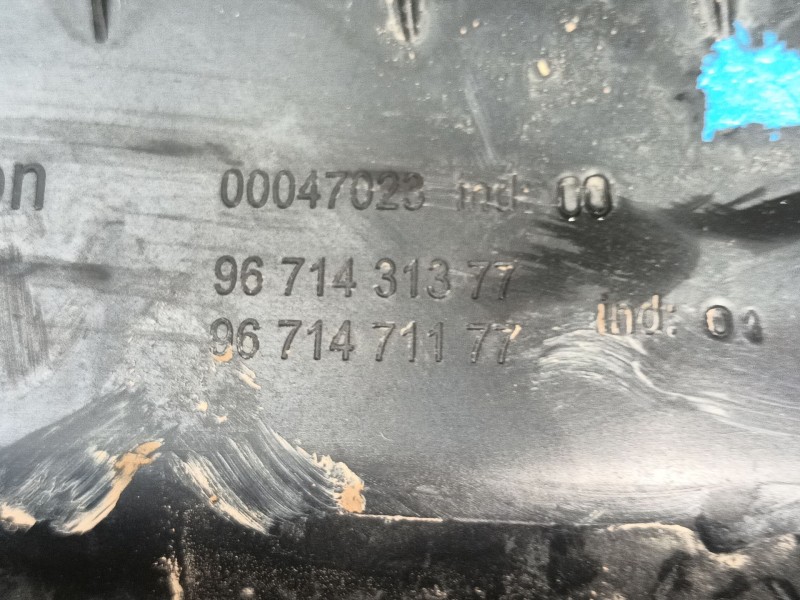 Recambio de guantera para citroën c4 ii (nc_) 1.2 thp 110 referencia OEM IAM  9671431377 