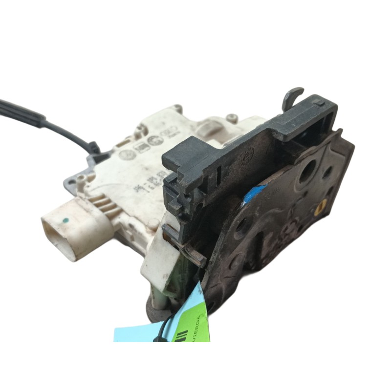 Recambio de cerradura puerta trasera izquierda para seat leon (1p1) 2.0 tdi 16v referencia OEM IAM 1P0839015  