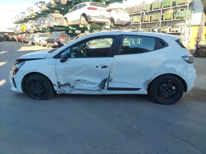 renault clio v (b7_) del año 2025