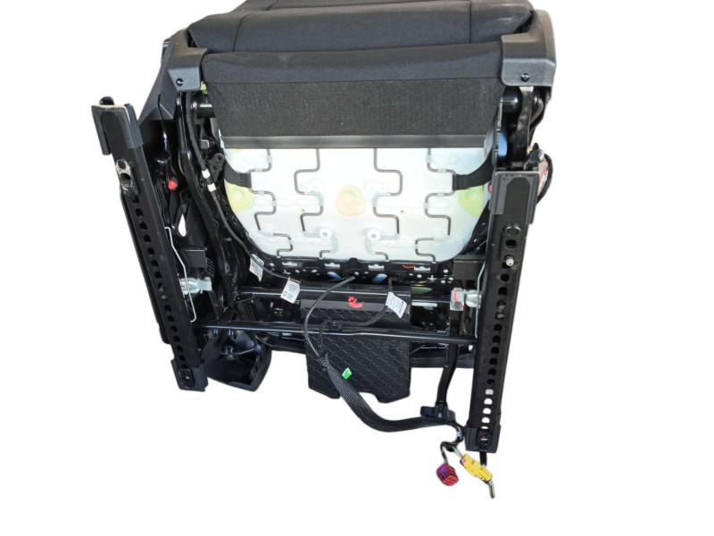 Recambio de asiento delantero izquierdo para volkswagen t-roc (a11, d11) 1.0 tsi referencia OEM IAM   
