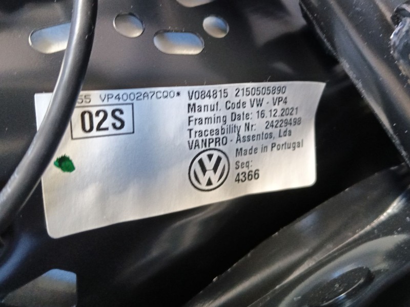 Recambio de asiento delantero izquierdo para volkswagen t-roc (a11, d11) 1.0 tsi referencia OEM IAM   