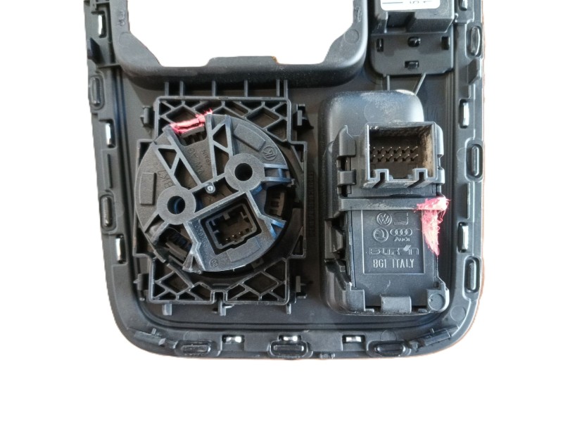 Recambio de consola central para seat ateca (kh7, khp) 2.0 tdi referencia OEM IAM   