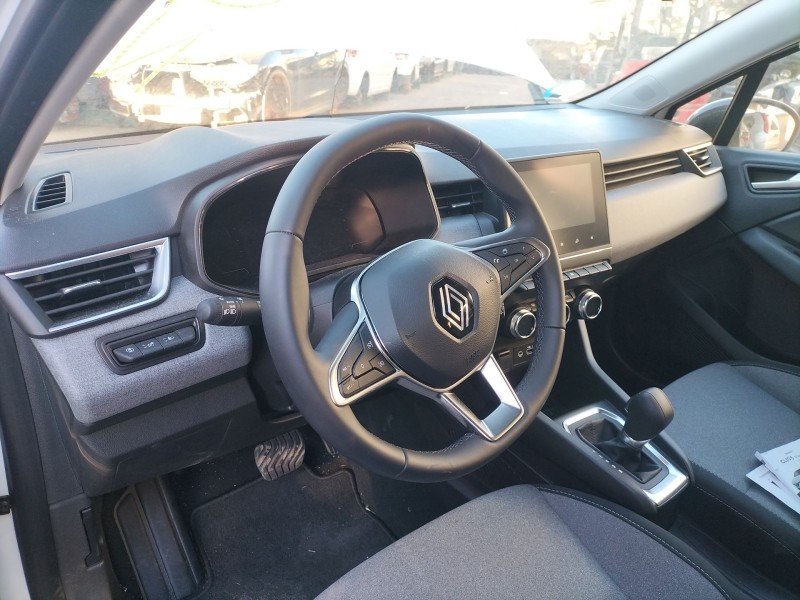 Recambio de salpicadero para renault clio v (b7_) 1.6 e-tech 145 (b7mu) referencia OEM IAM   