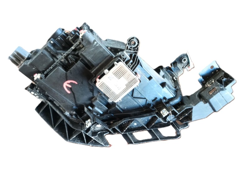 Recambio de faro izquierdo para seat ateca (kh7, khp) 2.0 tdi referencia OEM IAM   