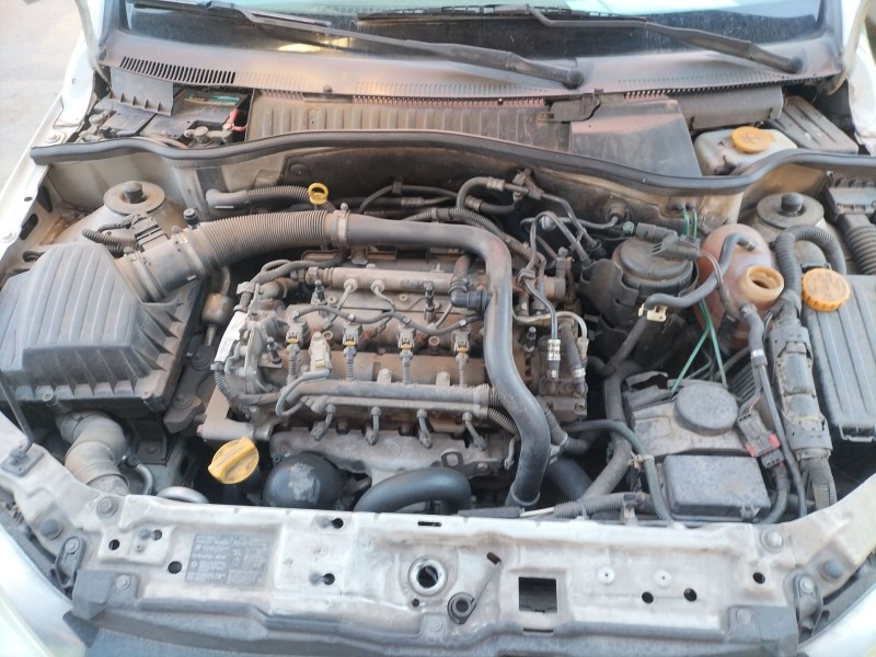 Recambio de despiece motor para opel combo tour 1.3 cdti 16v referencia OEM IAM   