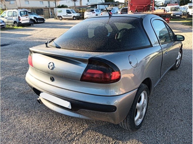 opel tigra (s93) del año 1995