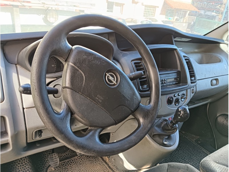 opel vivaro a furgoneta (x83) del año 2011