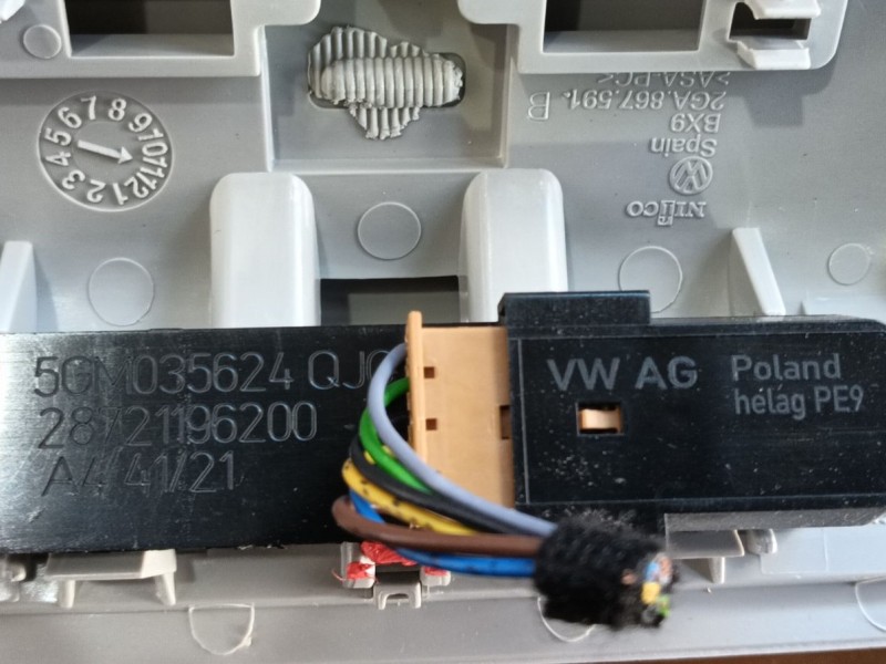 Recambio de luz interior para volkswagen t-roc (a11, d11) 1.0 tsi referencia OEM IAM   