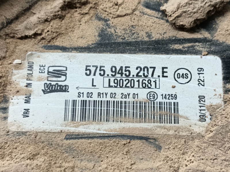 Recambio de piloto trasero izquierdo para seat ateca (kh7, khp) 2.0 tdi referencia OEM IAM   