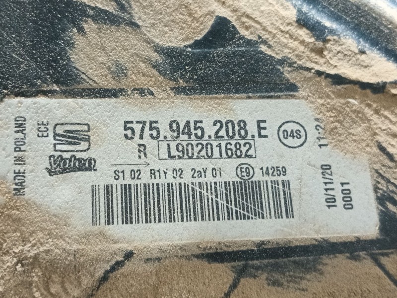 Recambio de piloto trasero derecho para seat ateca (kh7, khp) 2.0 tdi referencia OEM IAM   