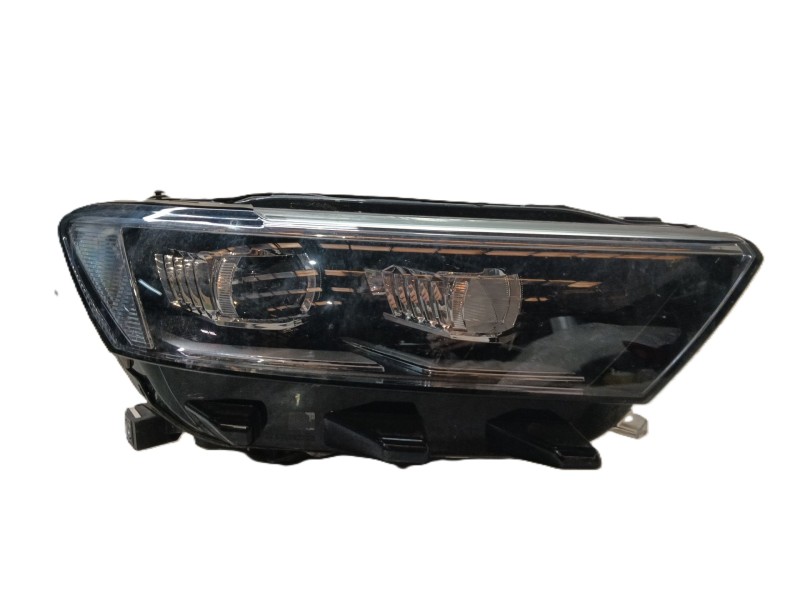 Recambio de faro derecho para volkswagen t-roc (a11, d11) 1.0 tsi referencia OEM IAM 2GA941774  