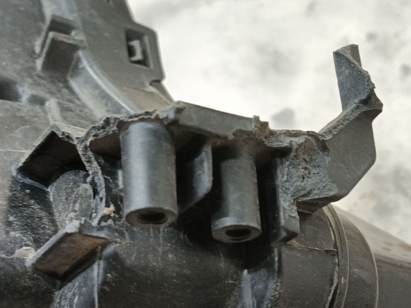 Recambio de faro derecho para volkswagen t-roc (a11, d11) 1.0 tsi referencia OEM IAM 2GA941774  