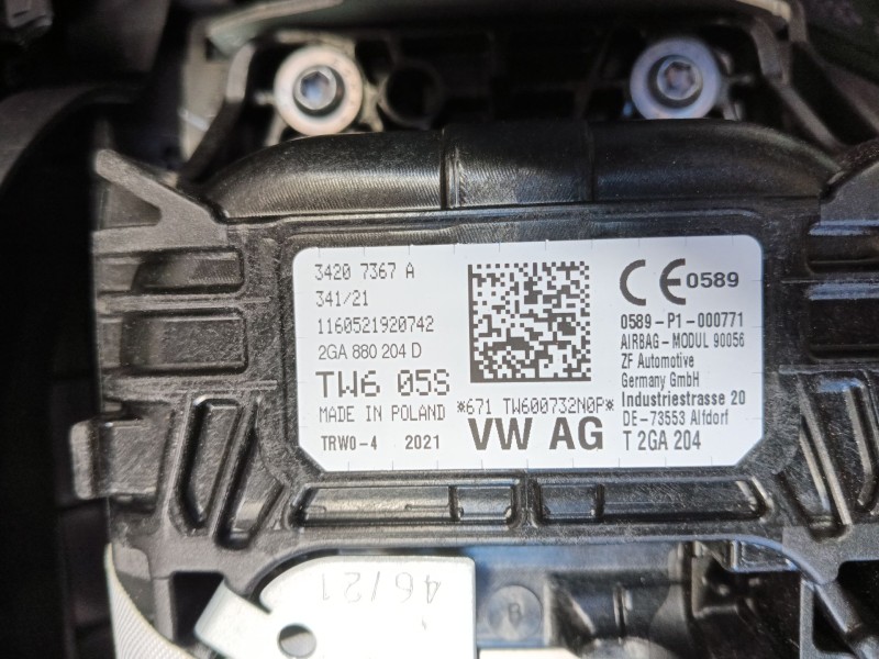 Recambio de salpicadero para volkswagen t-roc (a11, d11) 1.0 tsi referencia OEM IAM 2GA857003A82V  