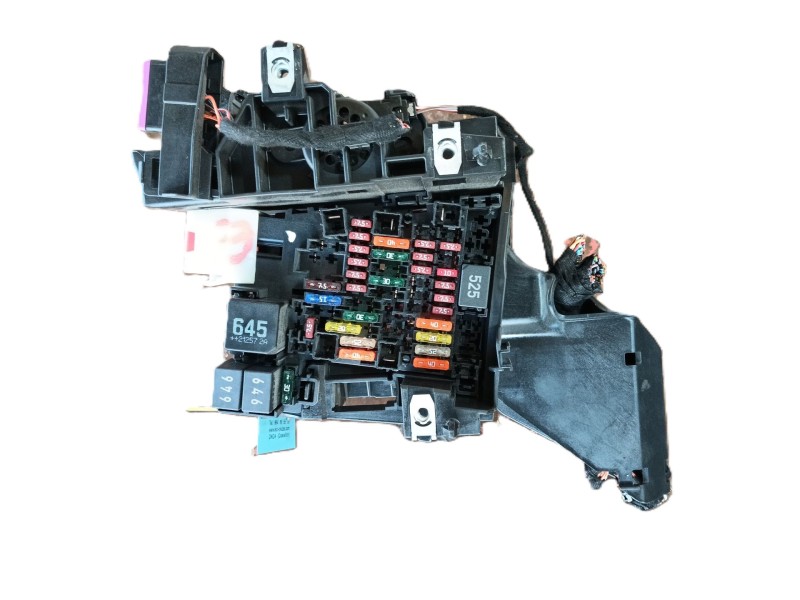 Recambio de caja reles / fusibles para volkswagen t-roc (a11, d11) 1.0 tsi referencia OEM IAM   