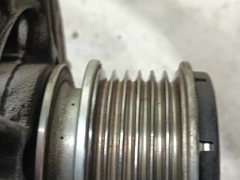 Recambio de alternador para volkswagen golf v (1k1) 2.0 tdi 16v referencia OEM IAM   