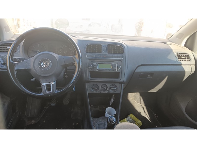 volkswagen polo v (6r1, 6c1) del año 2010