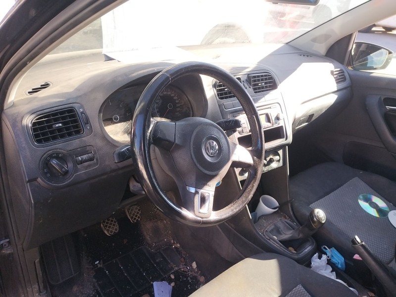 volkswagen polo v (6r1, 6c1) del año 2010