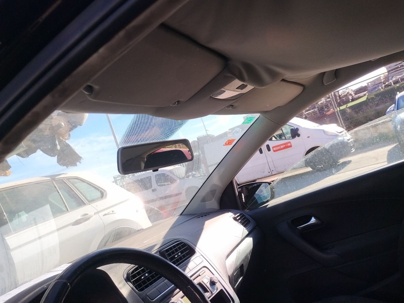 volkswagen polo v (6r1, 6c1) del año 2010