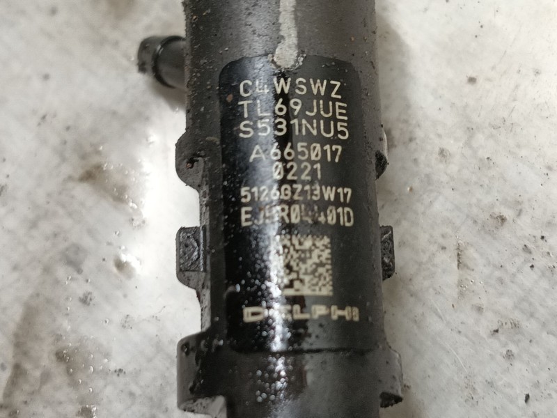 Recambio de inyector para ssangyong rodius i 2.7 xdi referencia OEM IAM 6650170221  