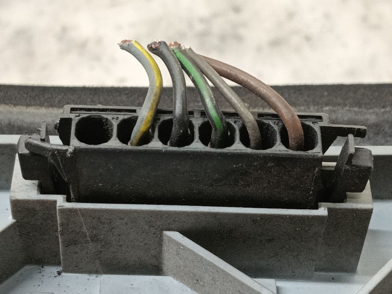 Recambio de piloto trasero derecho para mercedes-benz clase c (w203) c 270 cdi (203.016) referencia OEM IAM 2038200264  