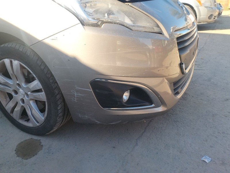 Recambio de paragolpes delantero para peugeot 5008 (0u_, 0e_) 1.6 bluehdi 120 referencia OEM IAM   