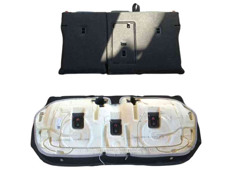 Recambio de asientos traseros para volkswagen golf 1.5 etsi mhev referencia OEM IAM  M10304632R 