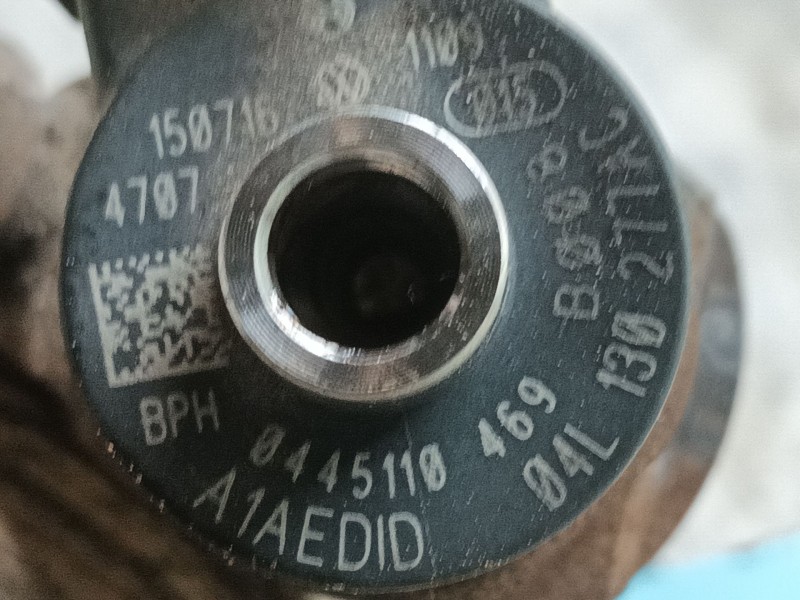 Recambio de inyector para volkswagen tiguan (5n_) 2.0 tdi referencia OEM IAM 4L130277AC  