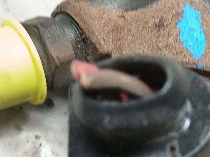 Recambio de inyector para volkswagen tiguan (5n_) 2.0 tdi referencia OEM IAM 4L130277AC  