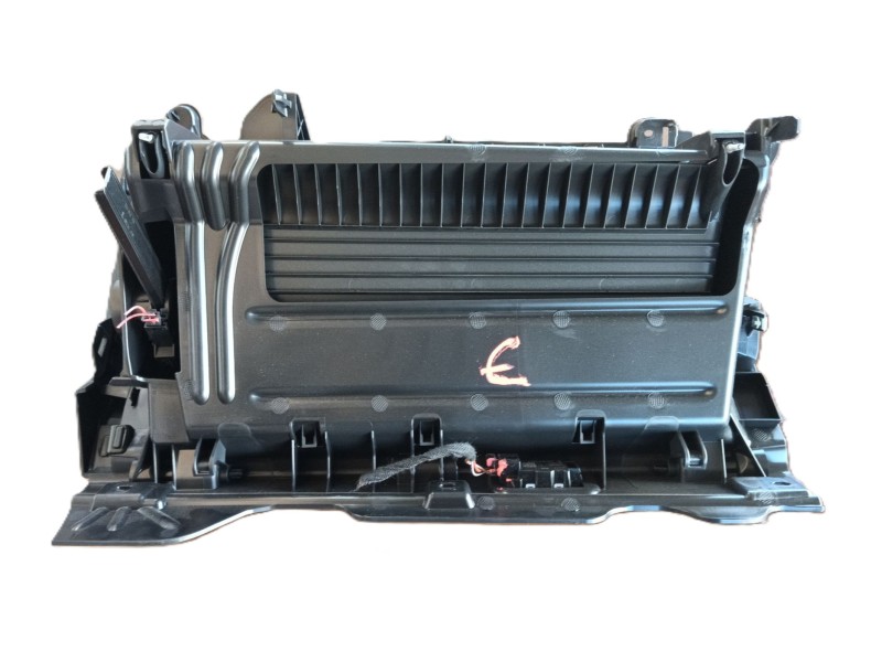 Recambio de guantera para volkswagen golf 1.5 etsi mhev referencia OEM IAM   
