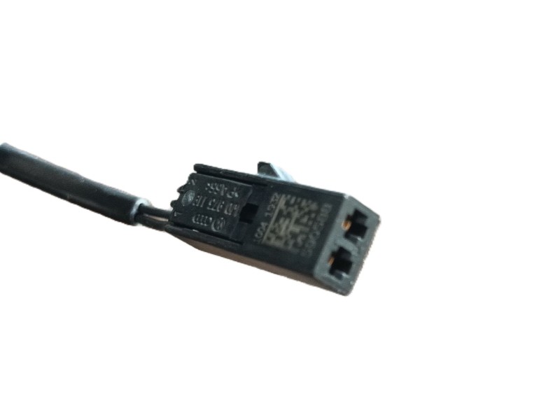 Recambio de enganche cinturon delantero derecho para volkswagen golf 1.5 etsi mhev referencia OEM IAM   