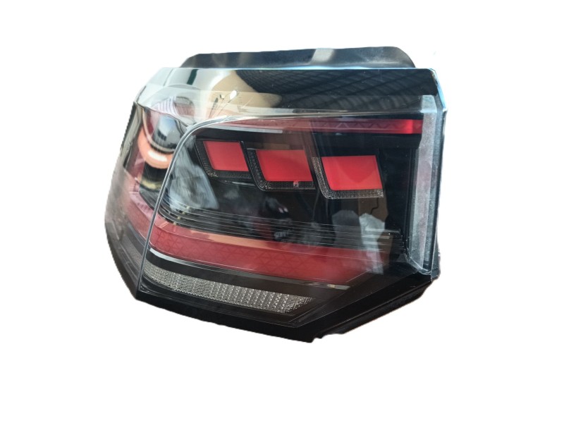 Recambio de piloto trasero izquierdo para volkswagen golf 1.5 etsi mhev referencia OEM IAM 5H0945207B  