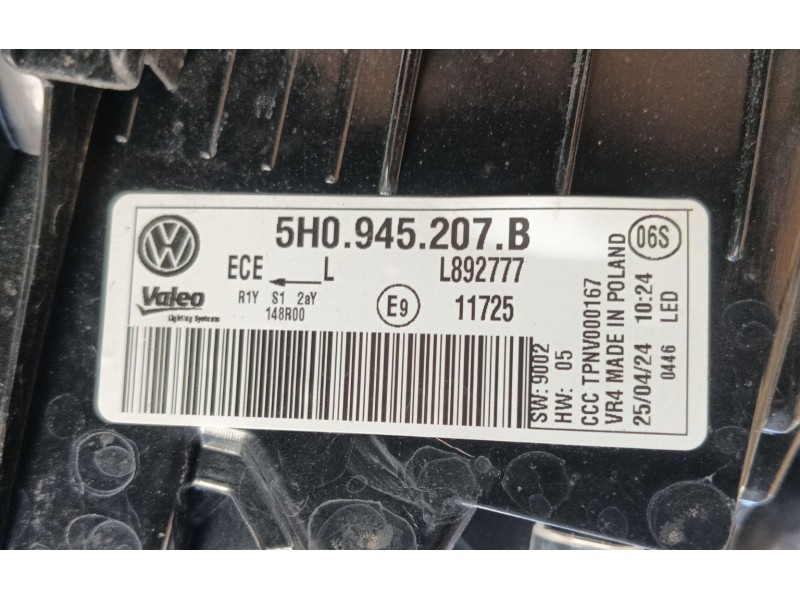 Recambio de piloto trasero izquierdo para volkswagen golf 1.5 etsi mhev referencia OEM IAM 5H0945207B  